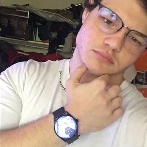 Meet your Posher, Isaac